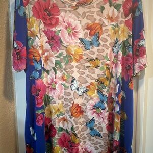 Floral Butterfly Print Women’s Top in Multicolor by Johnny was